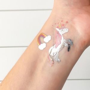FLASH TATTOOS ‘Lovely Unicorn’ Tattoo Set